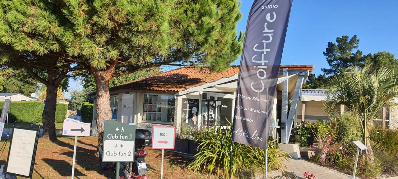 Mobilhome 2Ch Climatise-Terrasse Fermee-4 Velos-Camping 4 Etoiles Les Charmettes لو ماثيز المظهر الخارجي الصورة