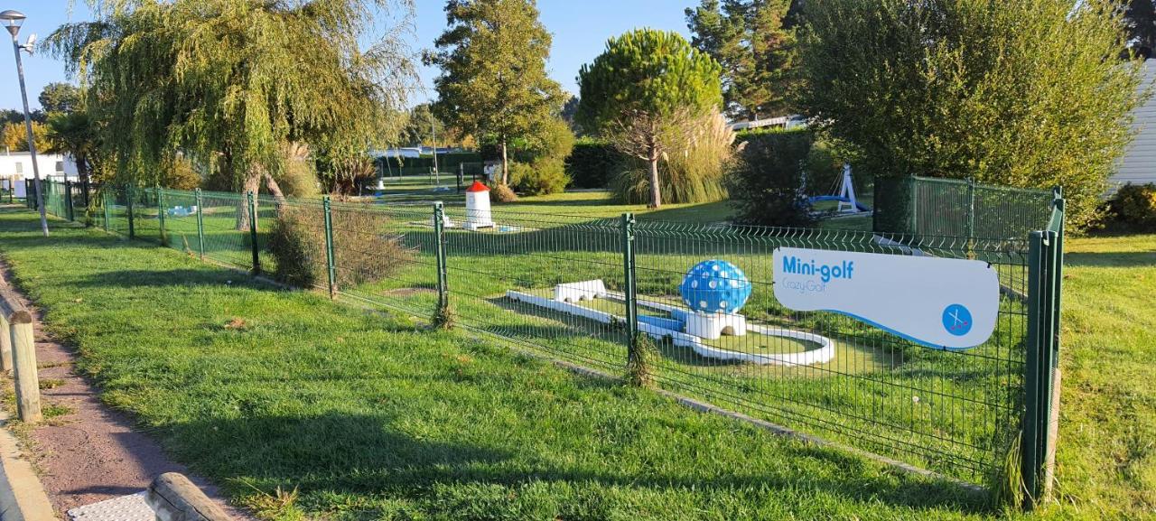 Mobilhome 2Ch Climatise-Terrasse Fermee-4 Velos-Camping 4 Etoiles Les Charmettes لو ماثيز المظهر الخارجي الصورة