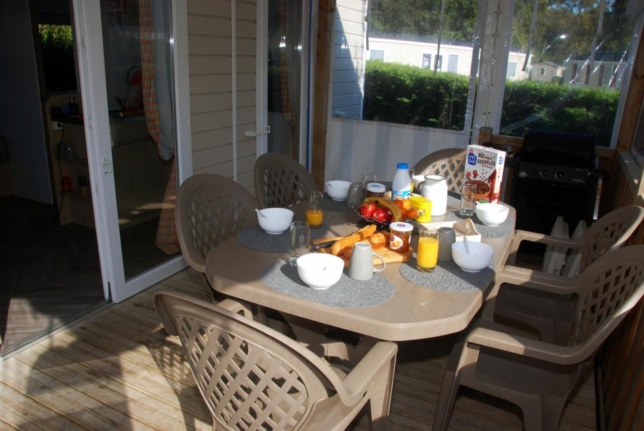 Mobilhome 2Ch Climatise-Terrasse Fermee-4 Velos-Camping 4 Etoiles Les Charmettes لو ماثيز المظهر الخارجي الصورة