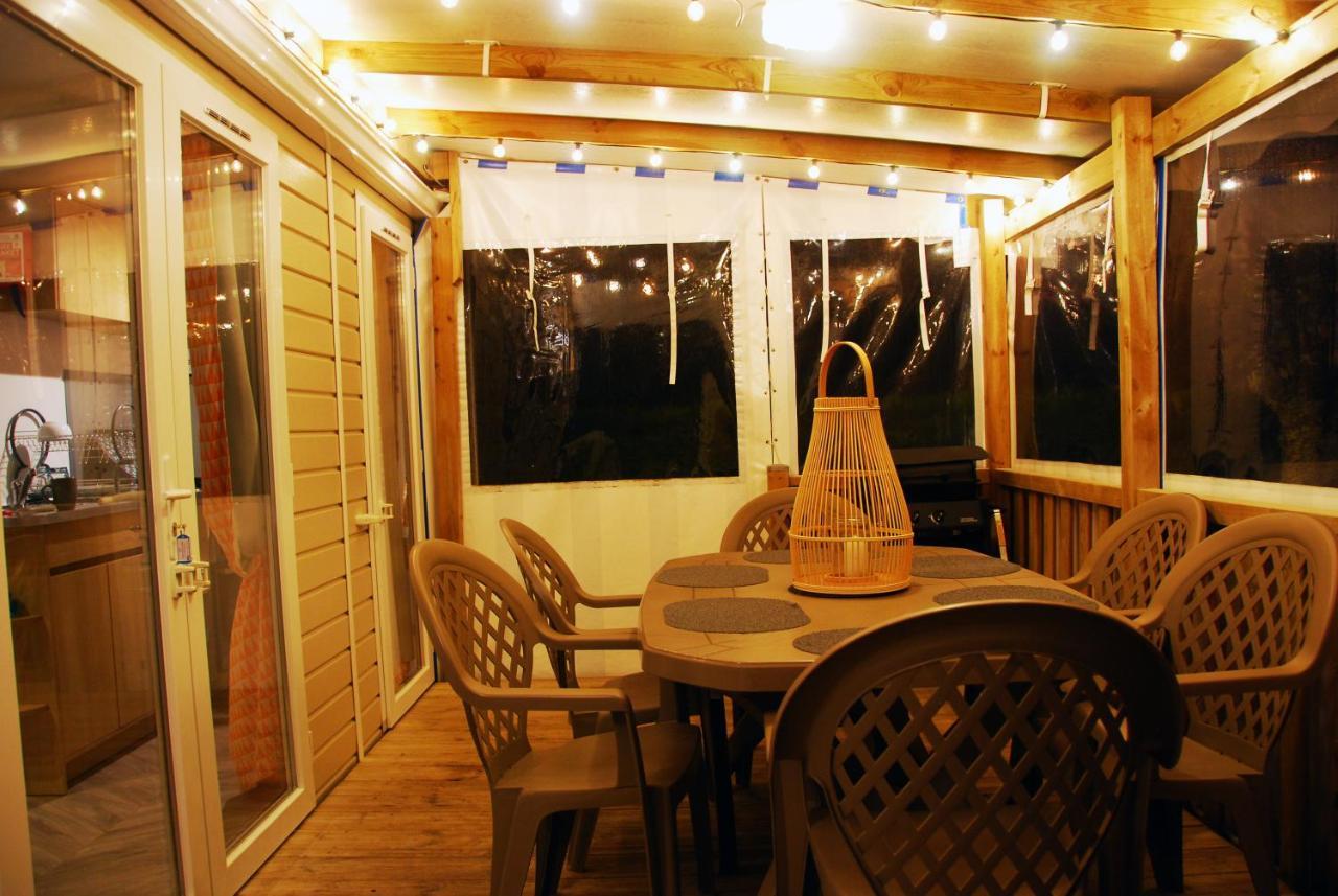 Mobilhome 2Ch Climatise-Terrasse Fermee-4 Velos-Camping 4 Etoiles Les Charmettes لو ماثيز المظهر الخارجي الصورة