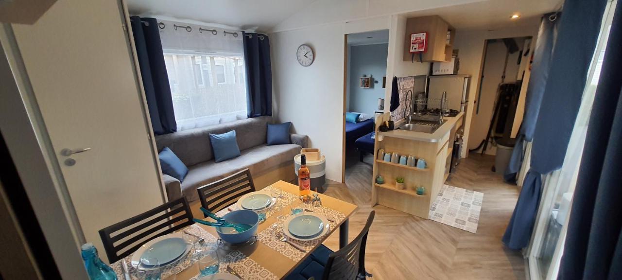 Mobilhome 2Ch Climatise-Terrasse Fermee-4 Velos-Camping 4 Etoiles Les Charmettes لو ماثيز المظهر الخارجي الصورة